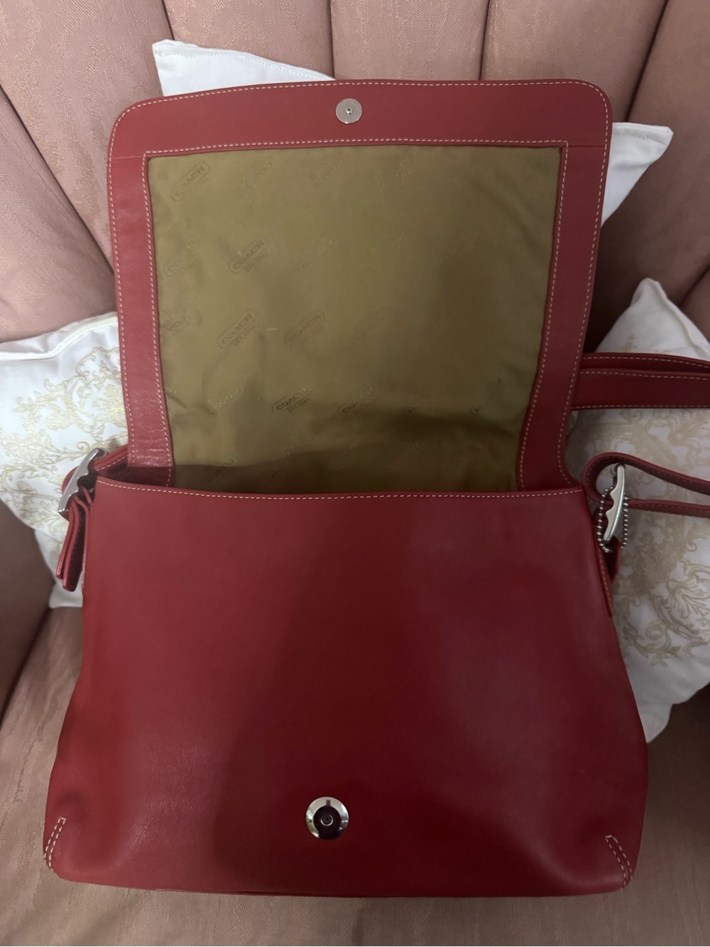 Coach Hampton Flap Messenger Bag - Picture 5 of 6